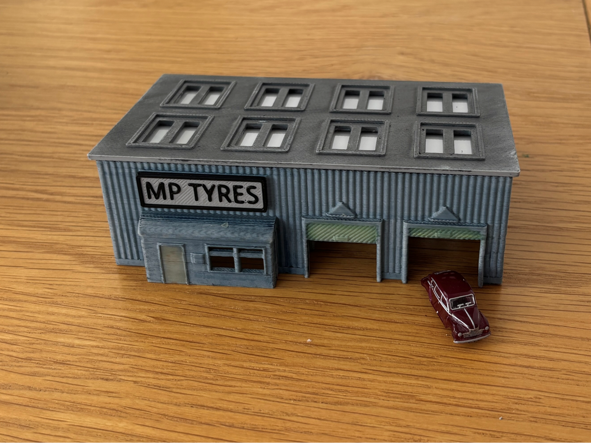 N Scale Business Premises .Model Railway / Diorama