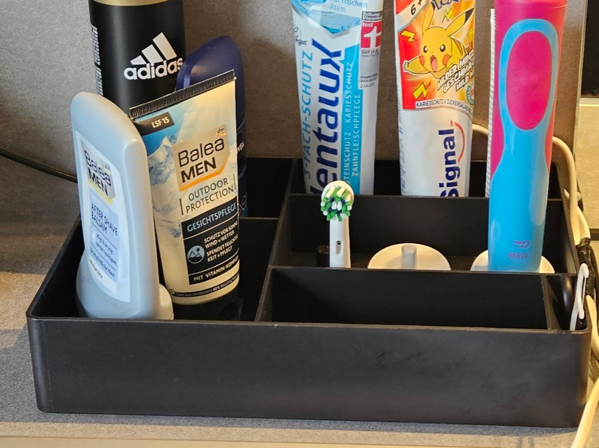 Bath organizer