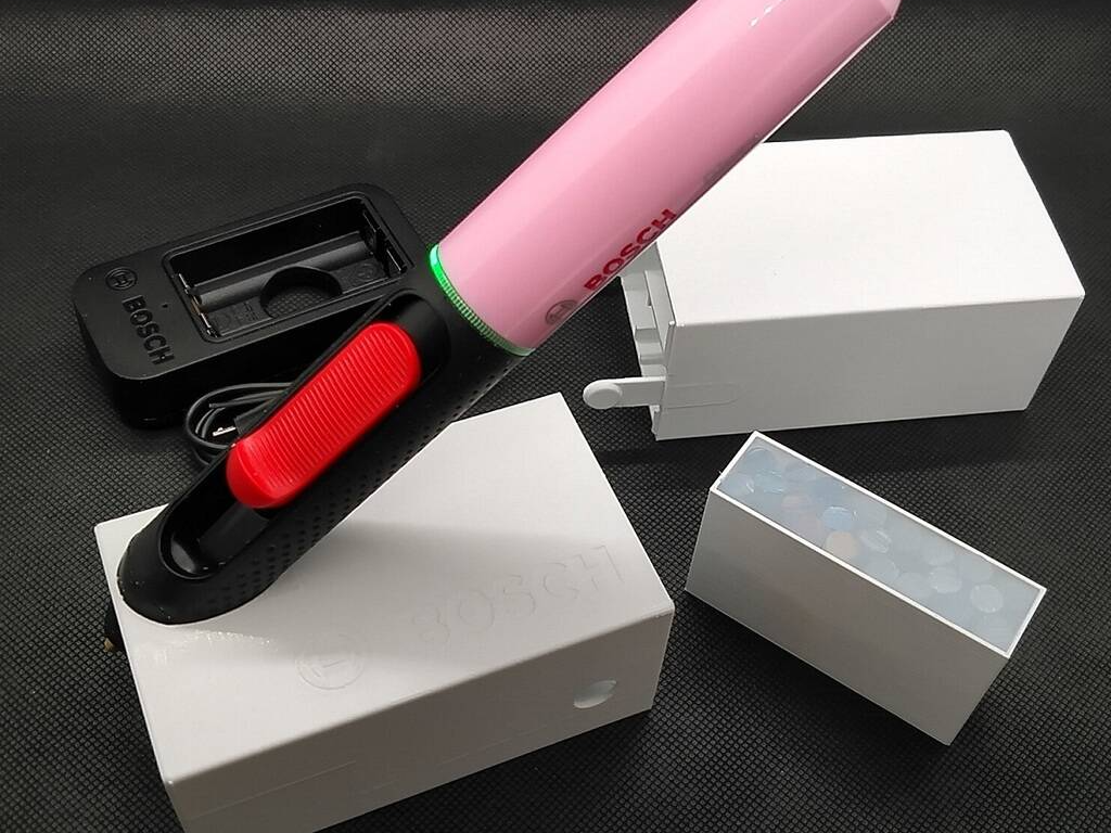 Bosch Gluey case & stand