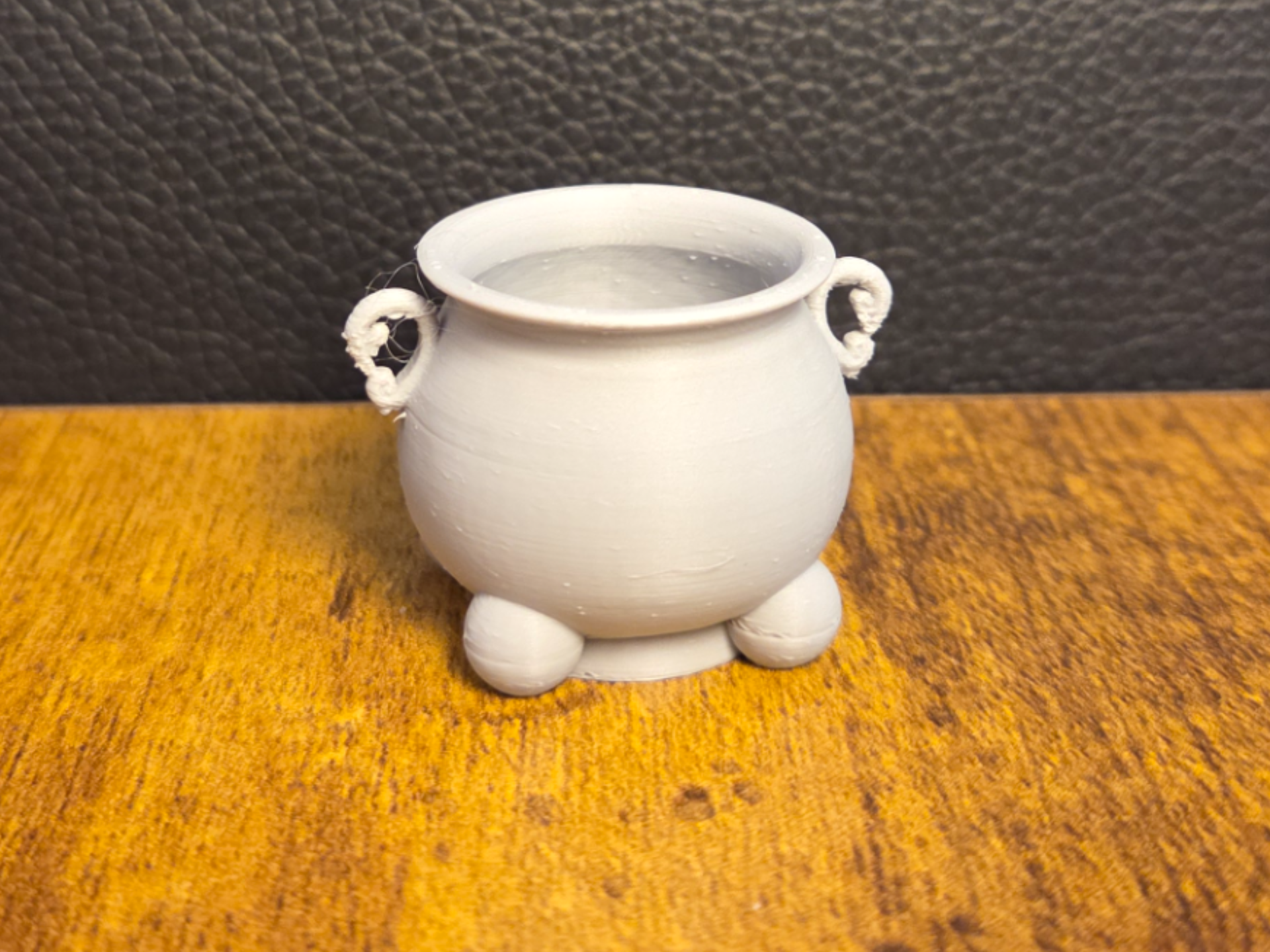 Halloween Cauldron - Minifig / Decor