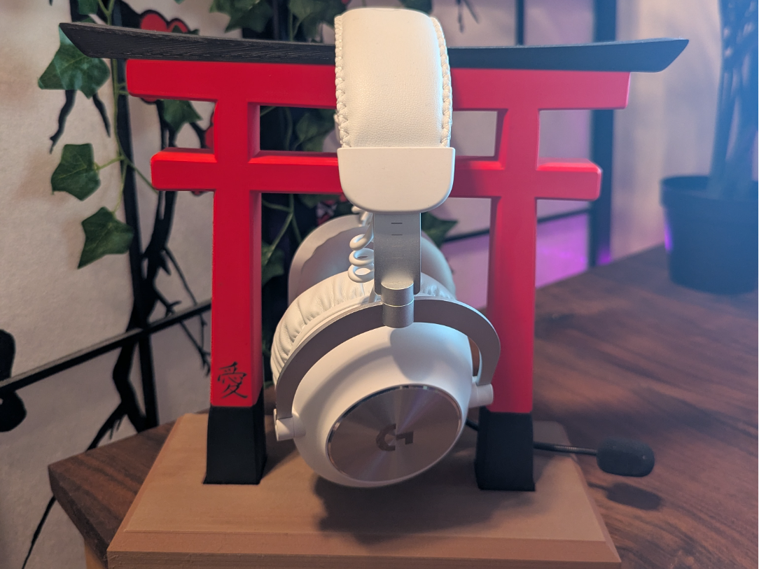 Torii Gate Headphone Holder
