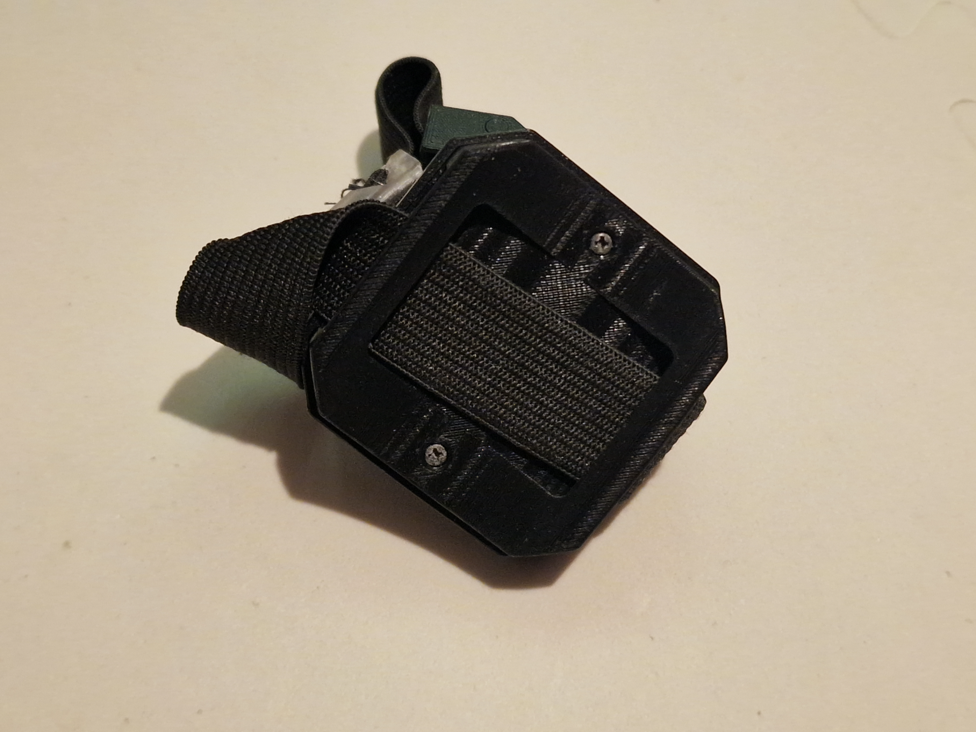 Tundra Tracker Strap Loop Base (FDM optimized)
