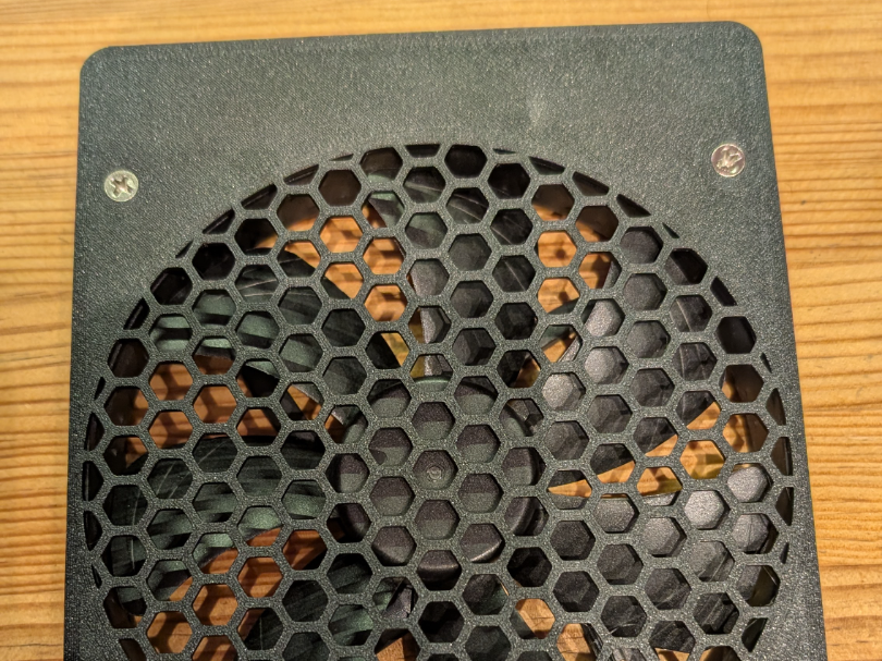 Modded back for AooStar WTR Pro with Honeycomb