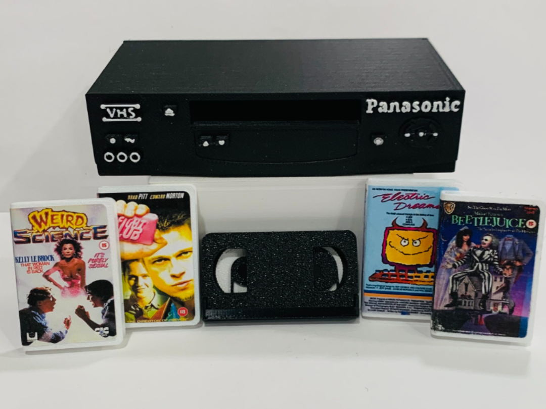 Miniature 1/4 Scale Retro VCR
