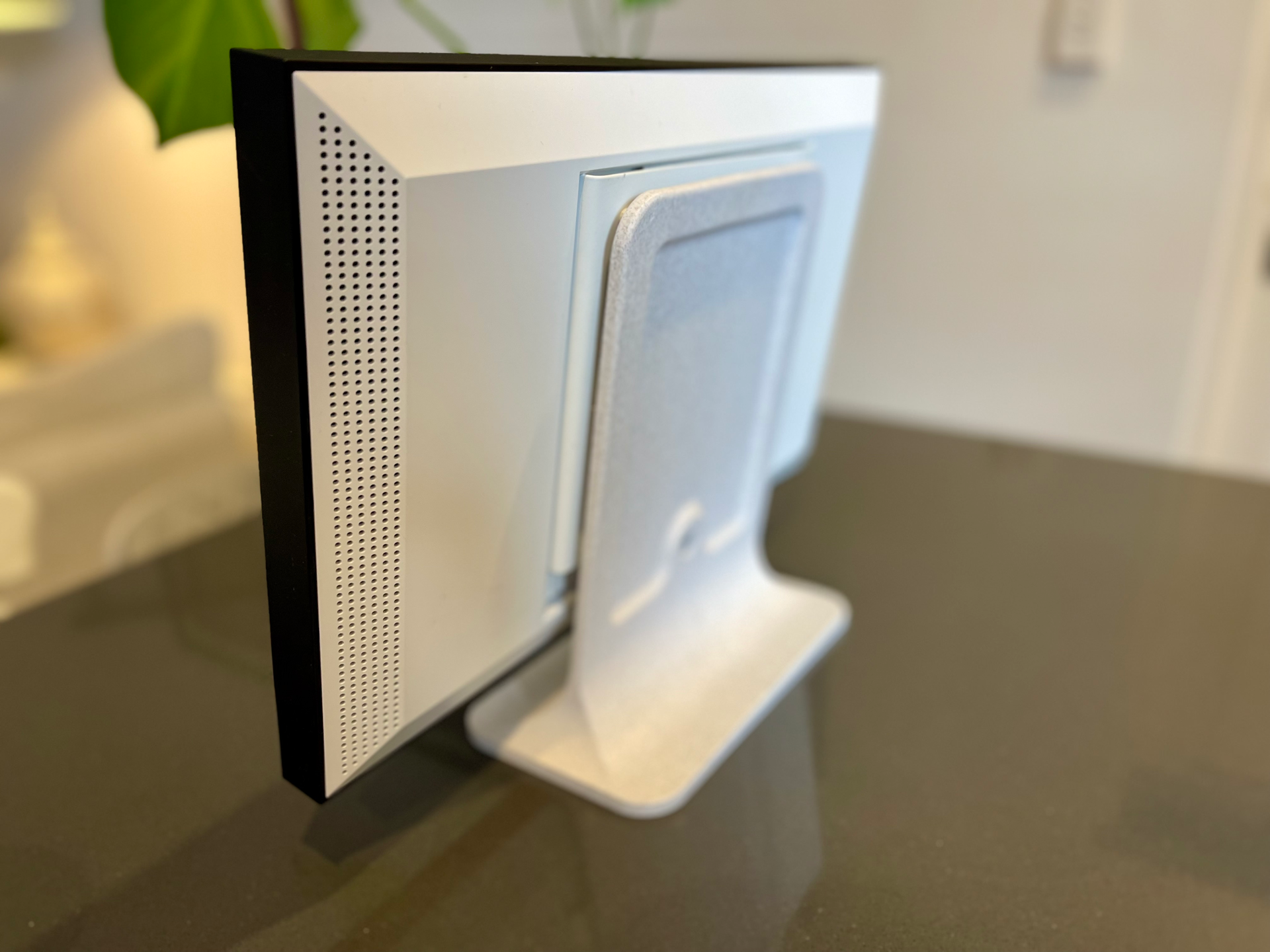 Amazon Echo 15 Stand