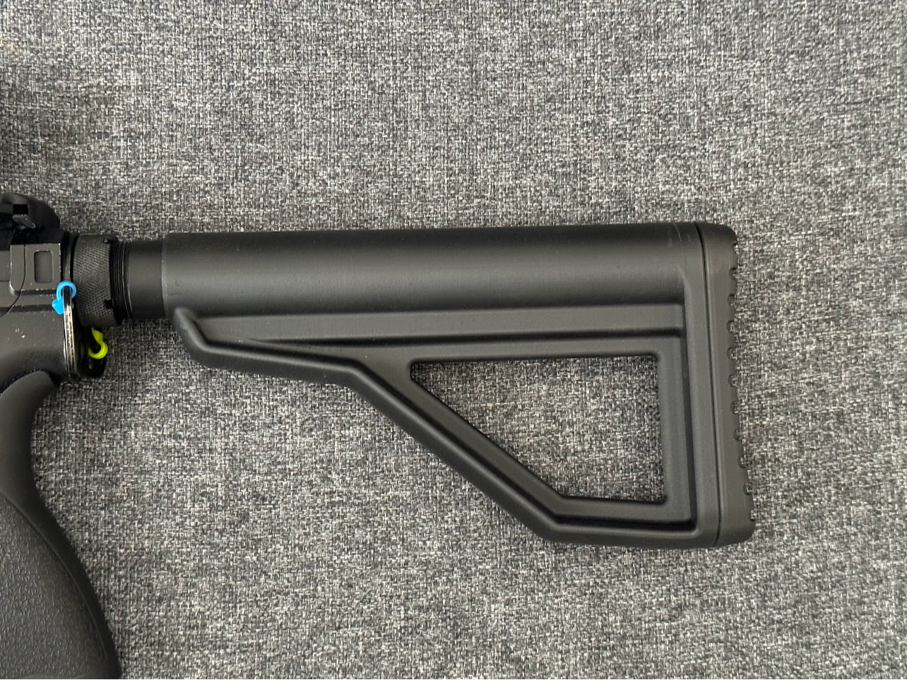 Airsoft M4-AR15 stock (9) and butt plate