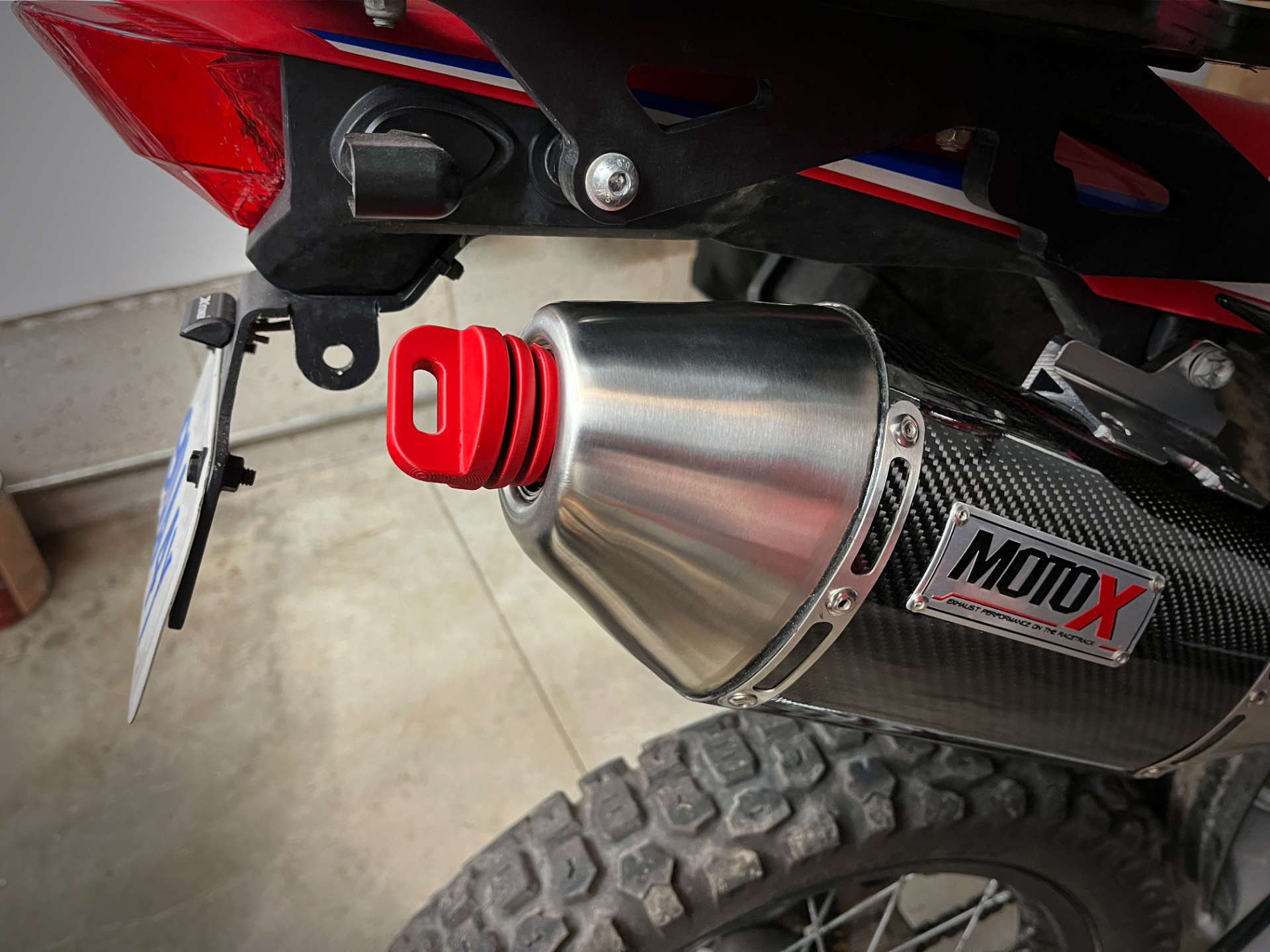 Motorcycle Exhaust Wash Plug