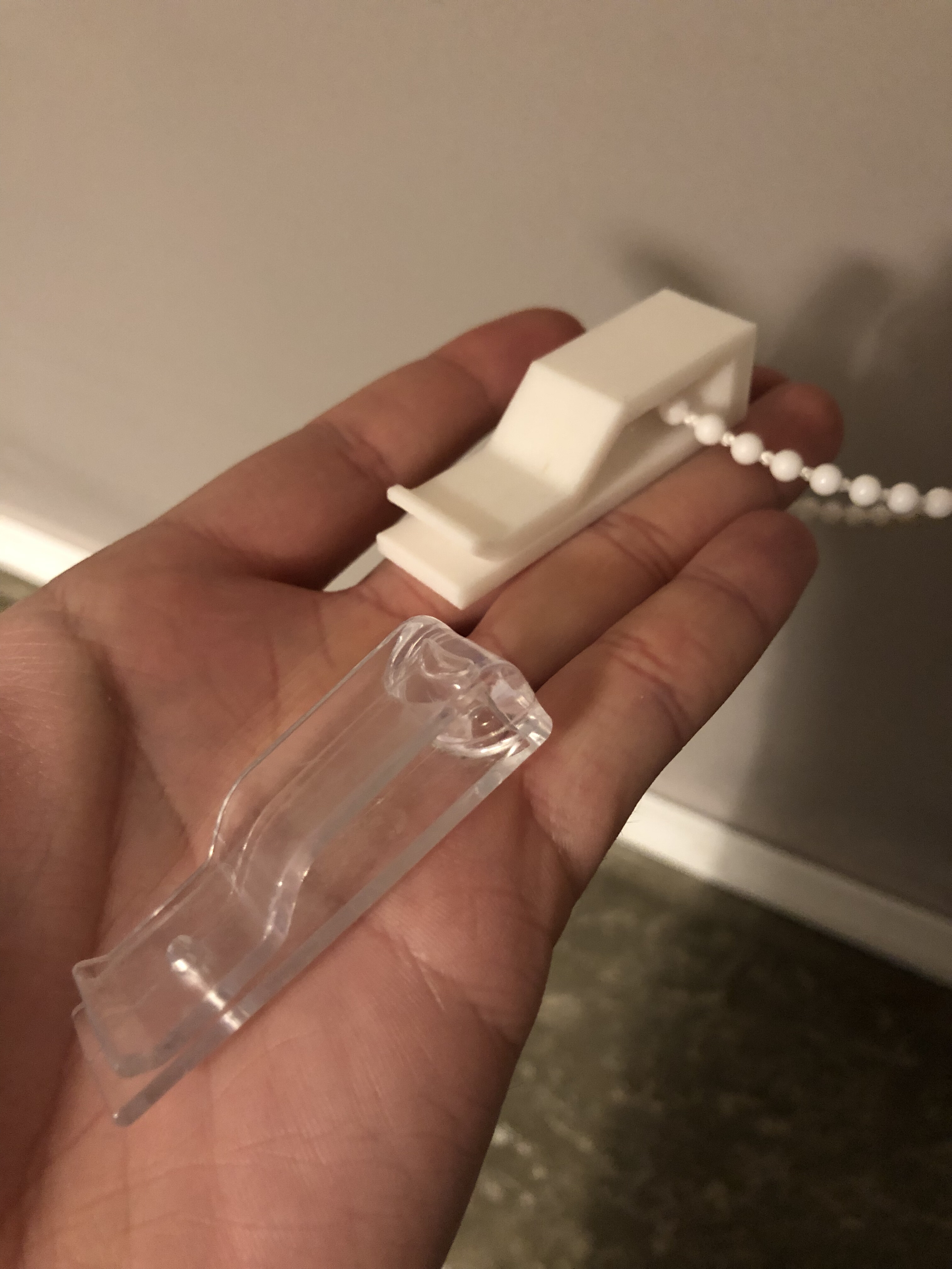 Chain/Cord holder for roller blinds