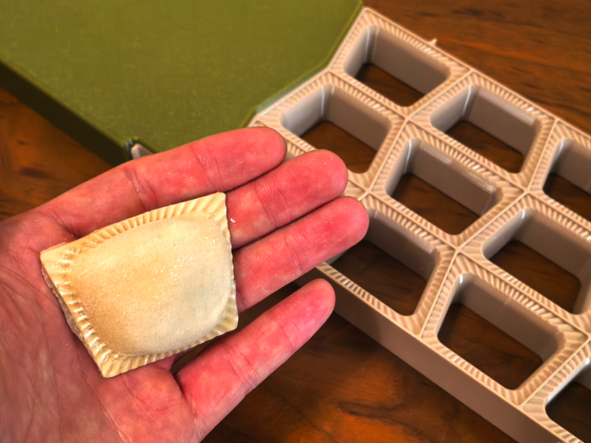 Dumpling/Ravioli Press Mold - Fast Dumpling Maker