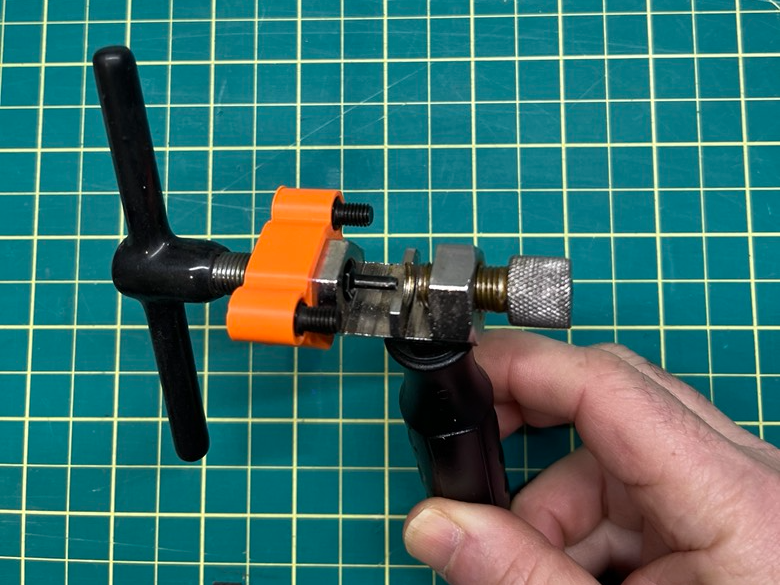 Chain Breaker Spare Pin Holder