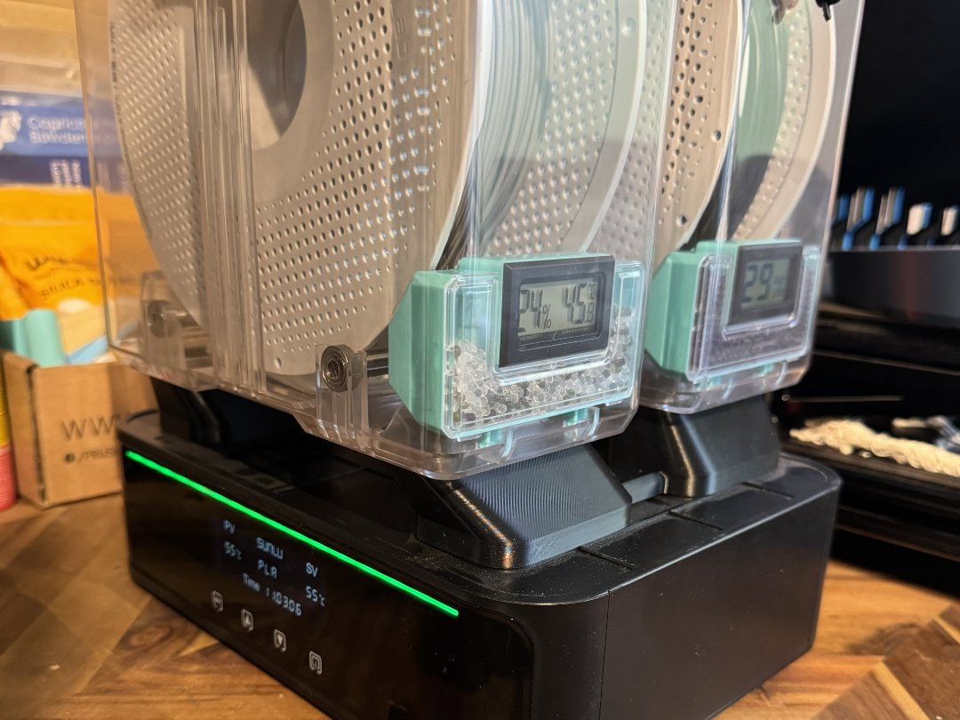 Adapter SUNLU SP2 auf zwei Polymaker Polydryerbox