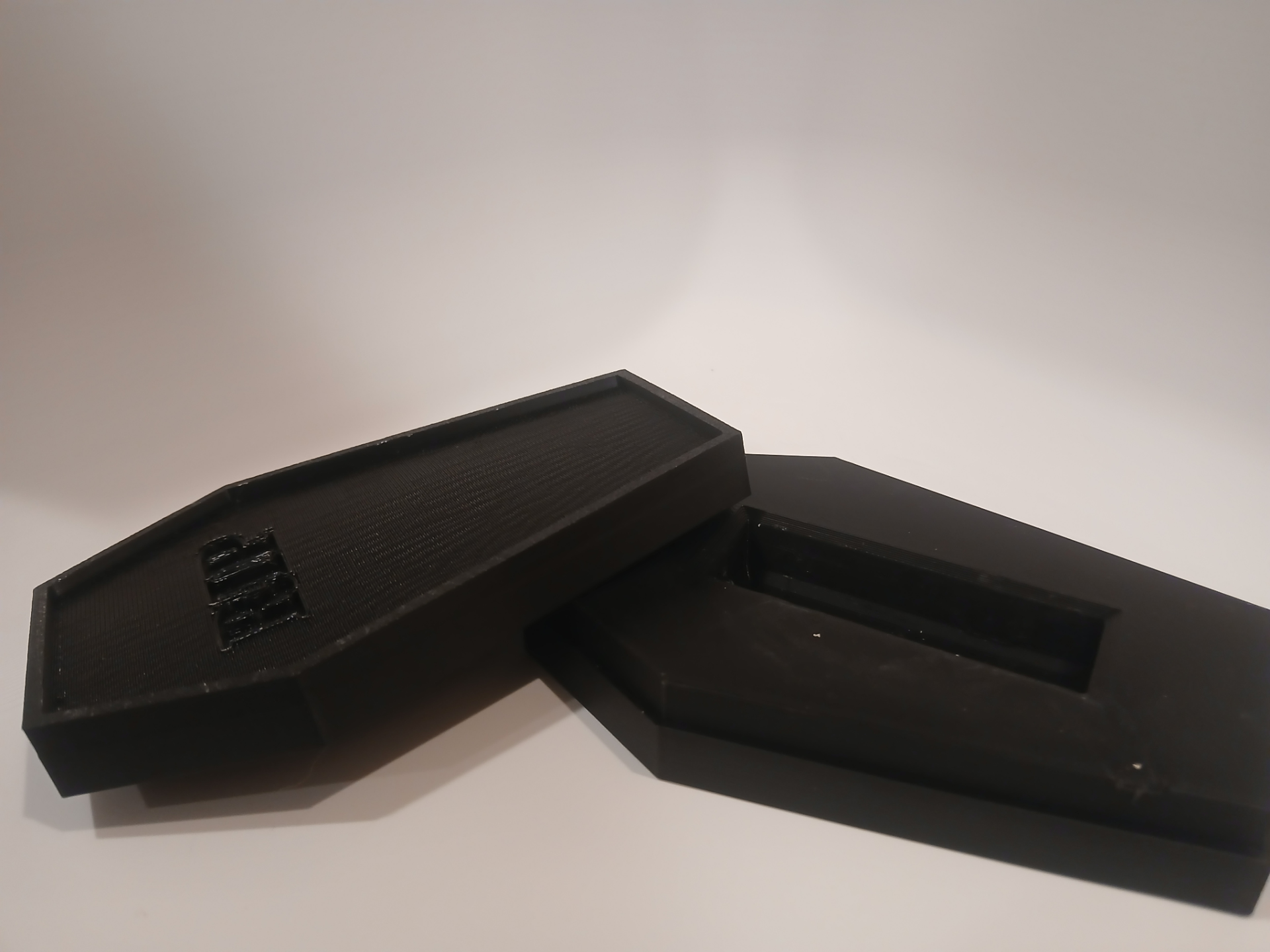 USB Flashdrive Coffin
