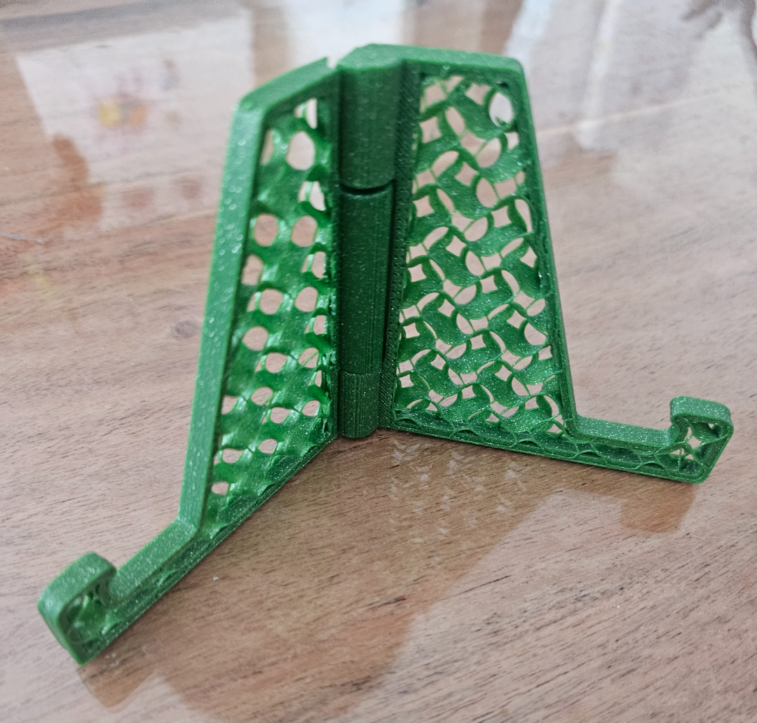 Print-in-Place Phone Stand with Exposed Infill