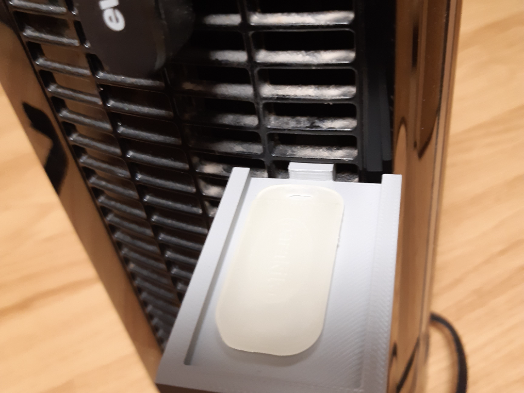 support produit antimoustique pour ventilateur