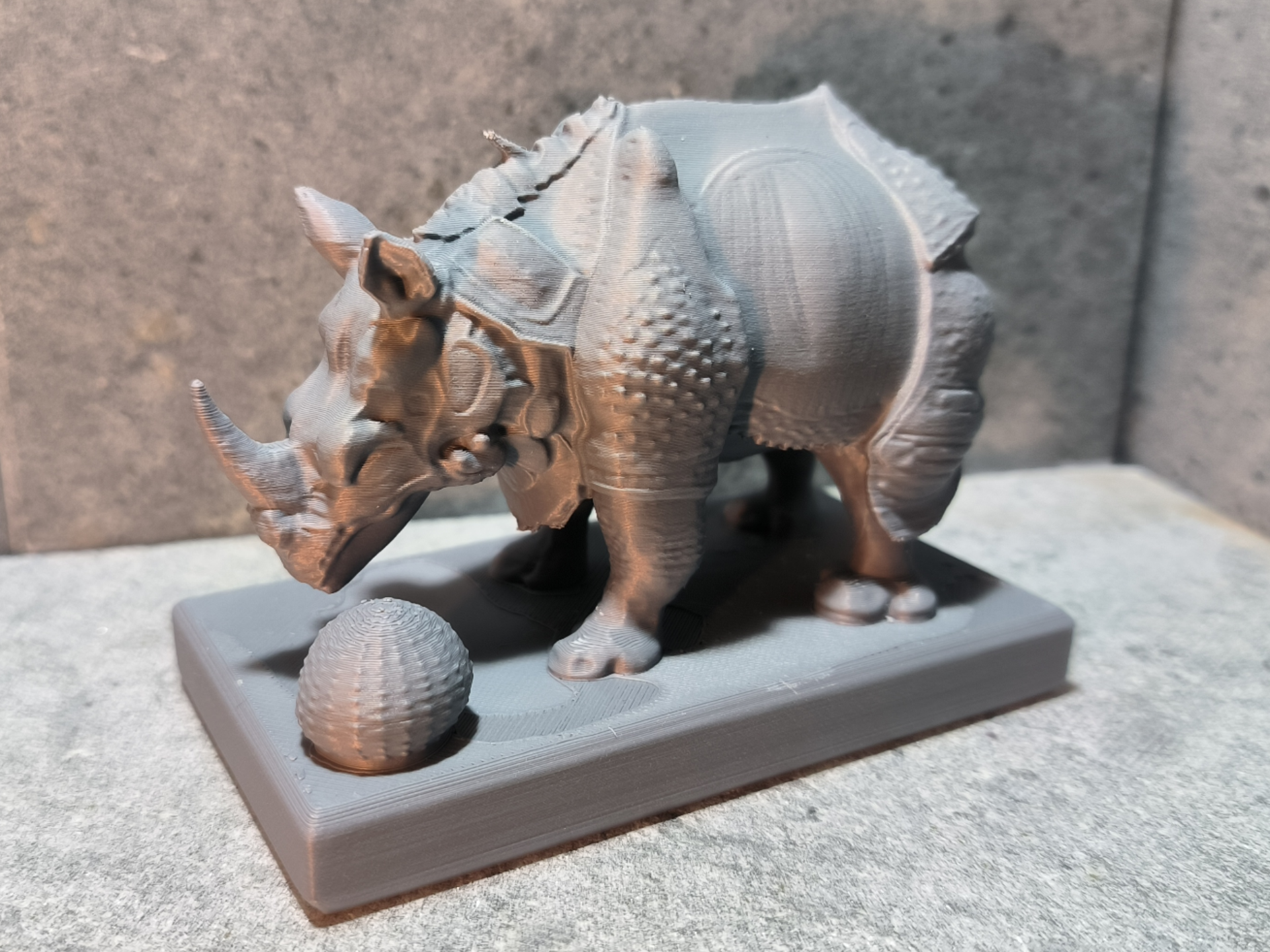 Nashorn von Salvador Dali