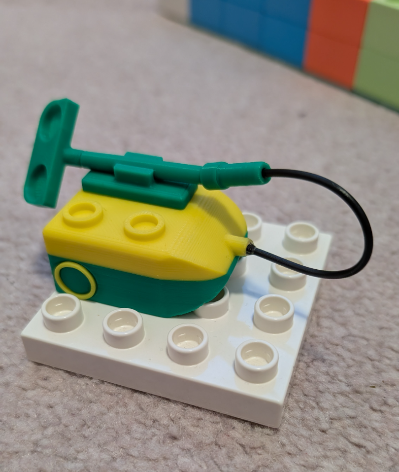 DUPLO vacuum cleaner
