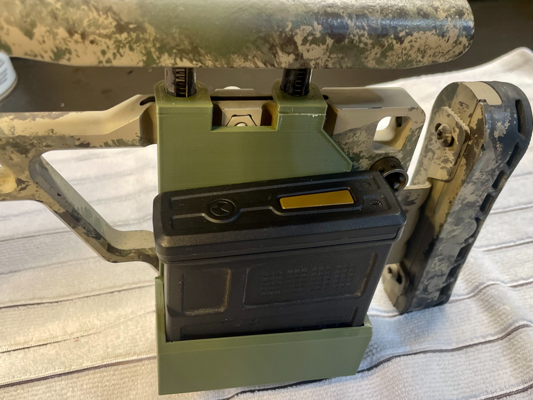 SIG CROSS PMAG HOLDER