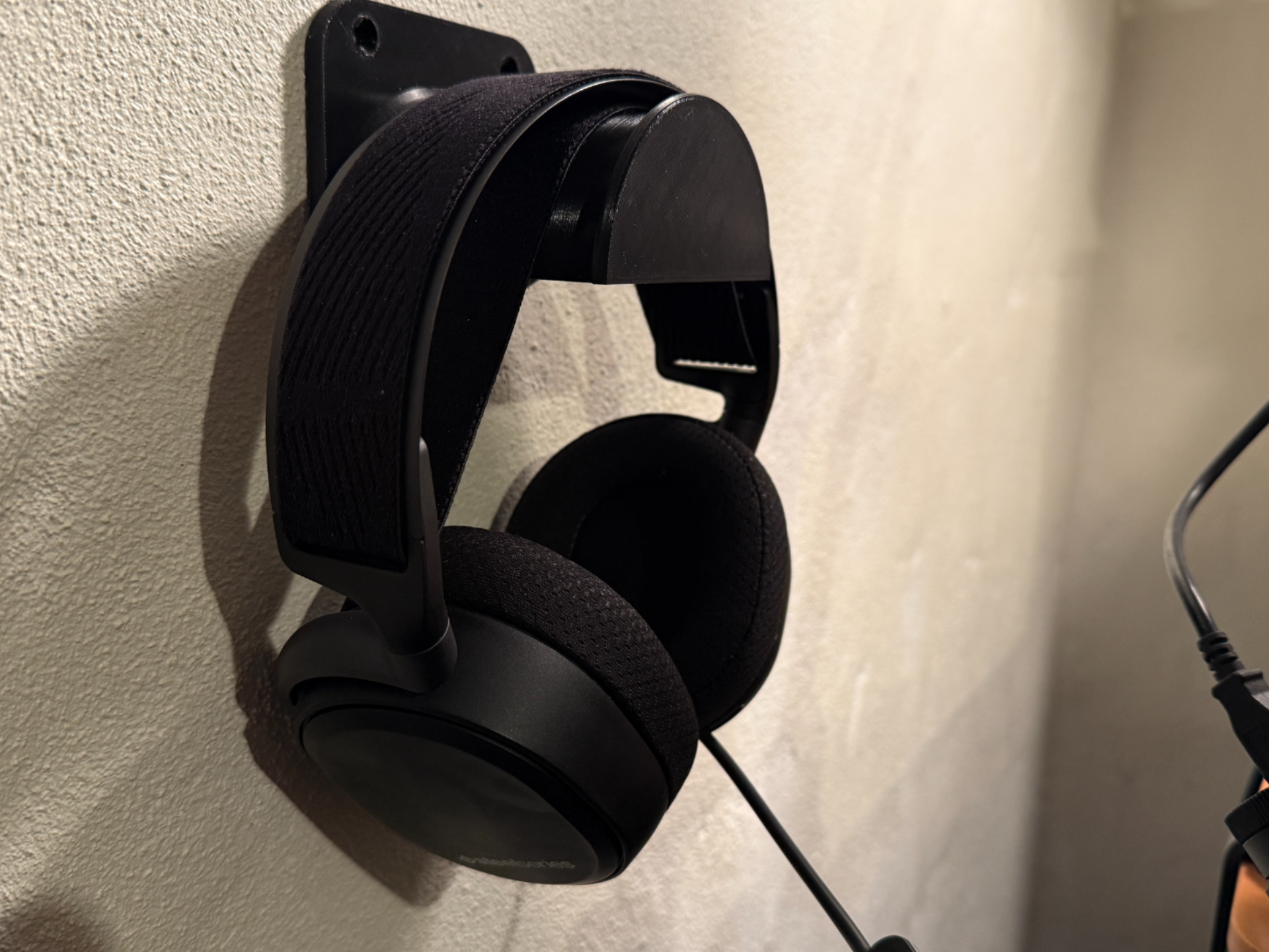 Headset holder