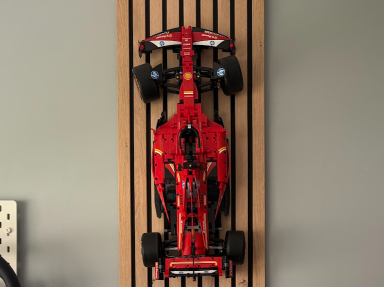 Ferrari SF24 wall mount