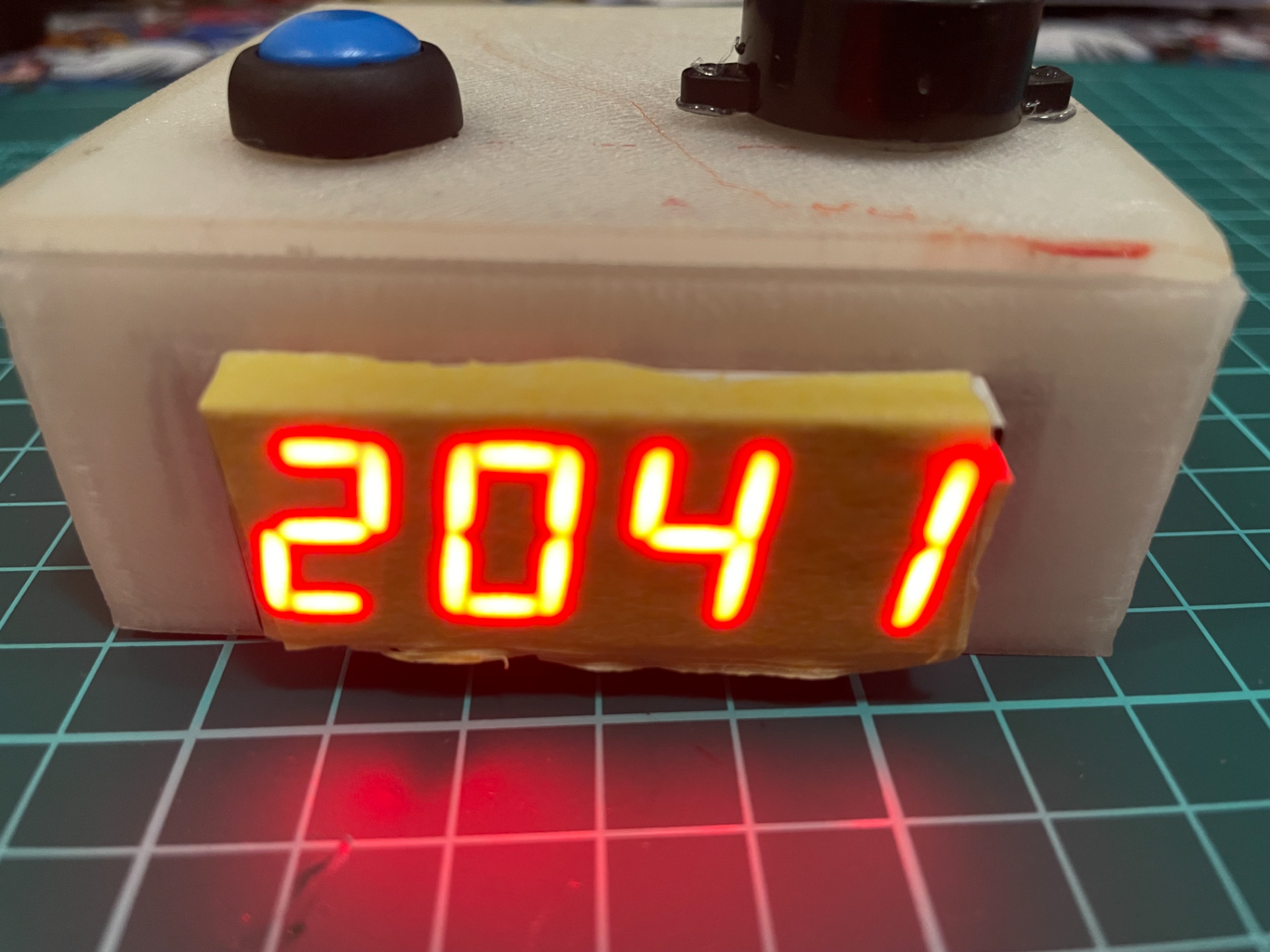 Alarm case for 4 digit 7 segment display
