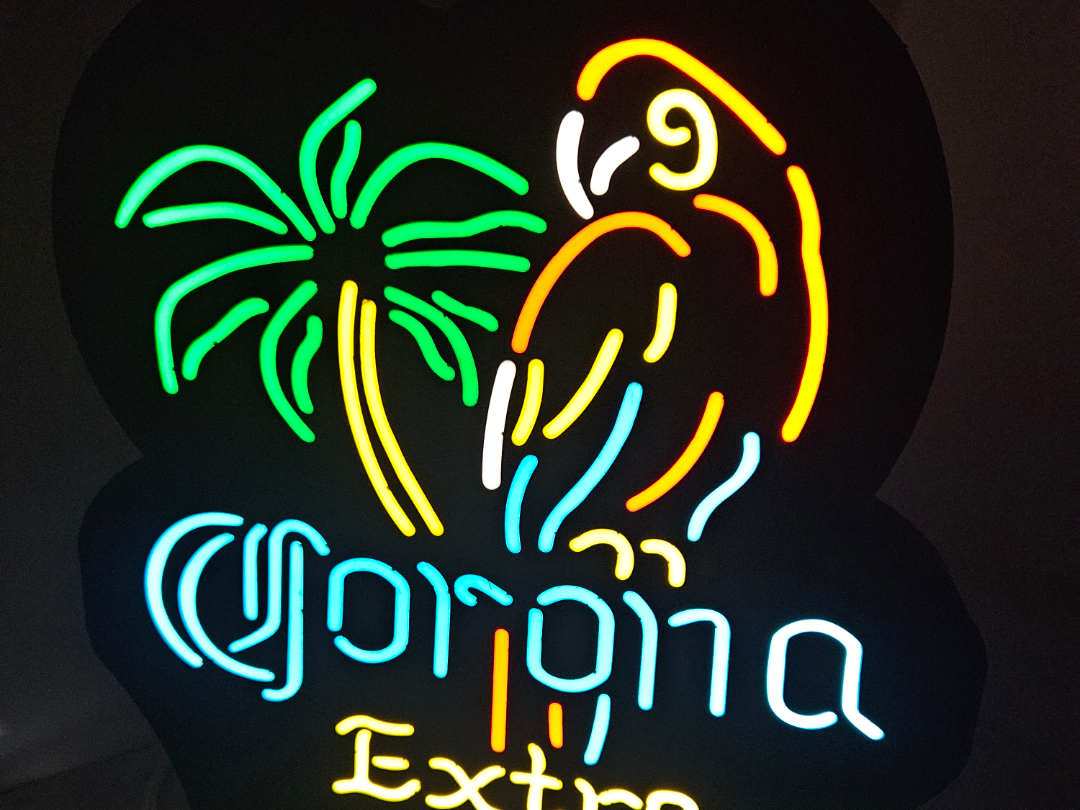 Corona Extra lightbox