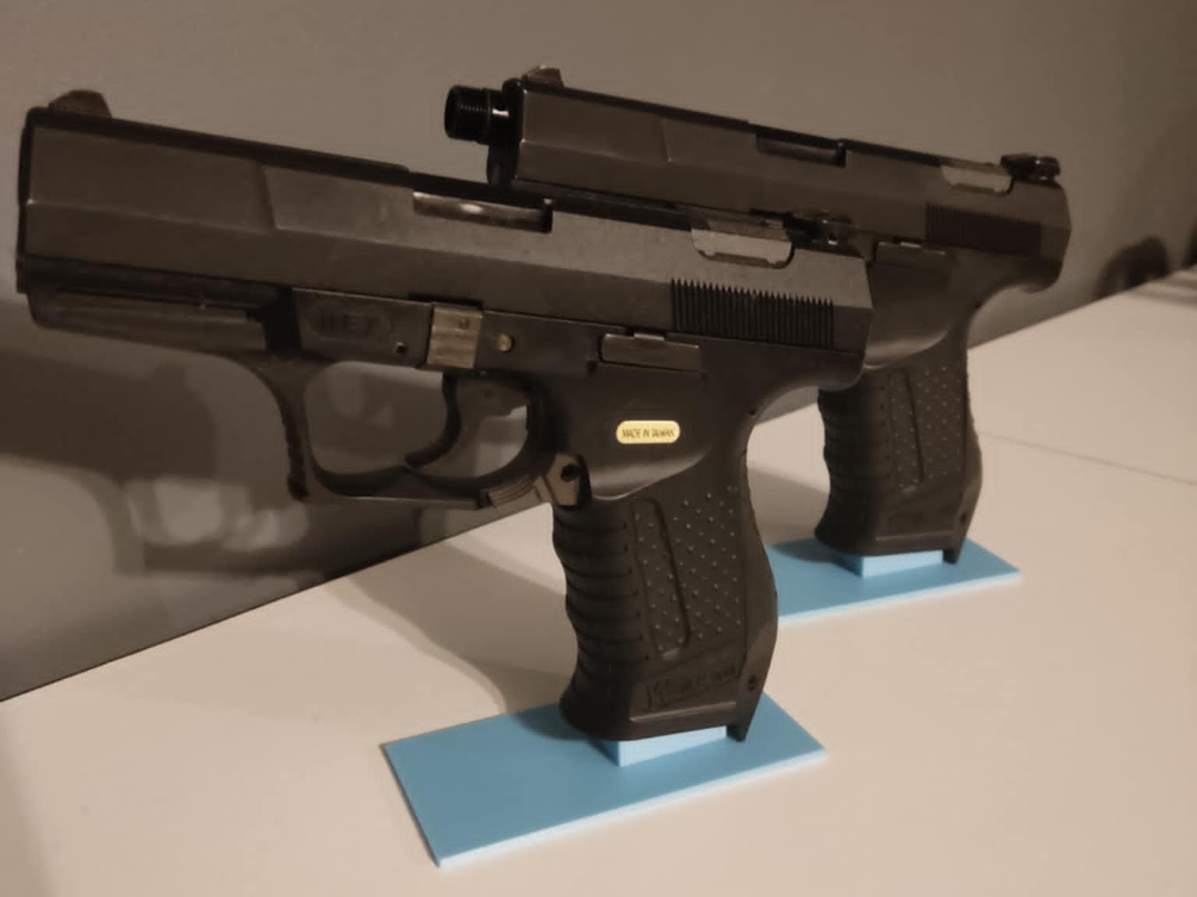 Airsoft Glock 17/ Walther p99 / Other stand