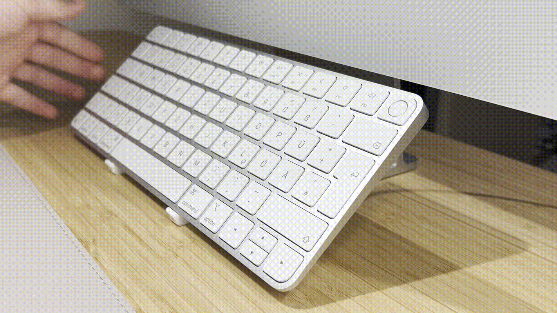 I Mac Keyboard Holder
