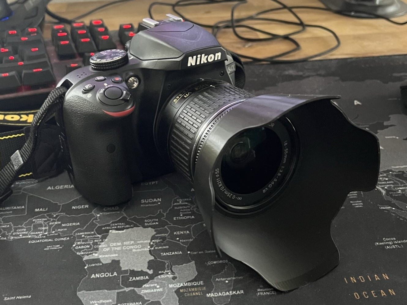 Nikon Lens Hood for 18-55mm Lens/Gegenlichtblende