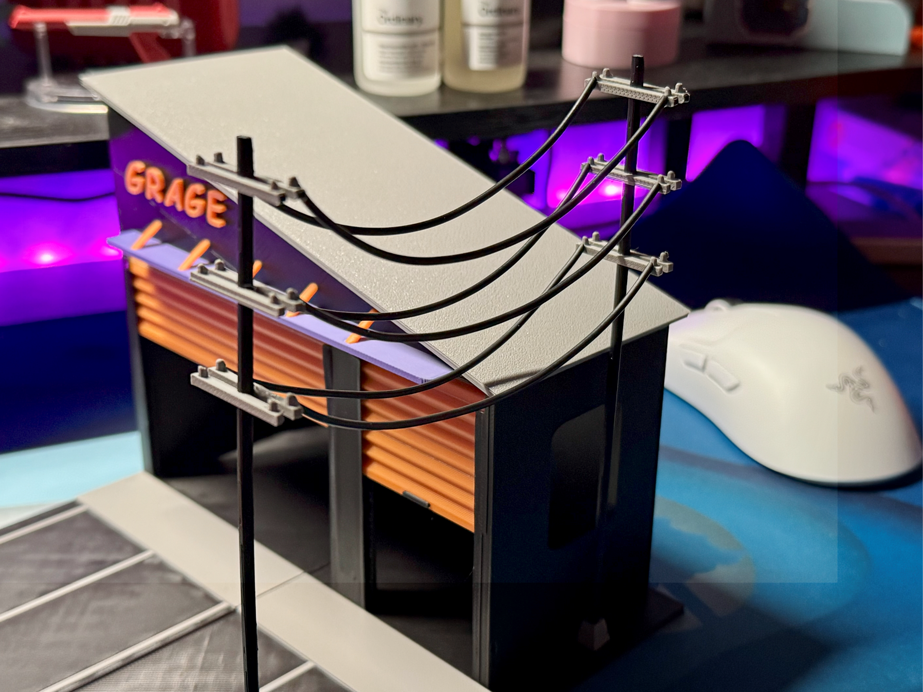 Utility pole diorama