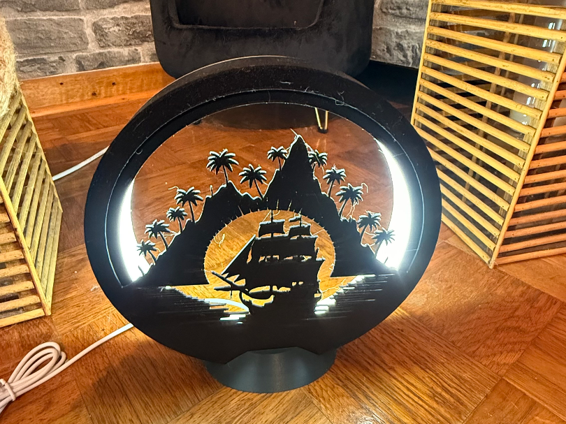 LED Ring Lampe v2 inkl. Rahmen mit Piratenschiff