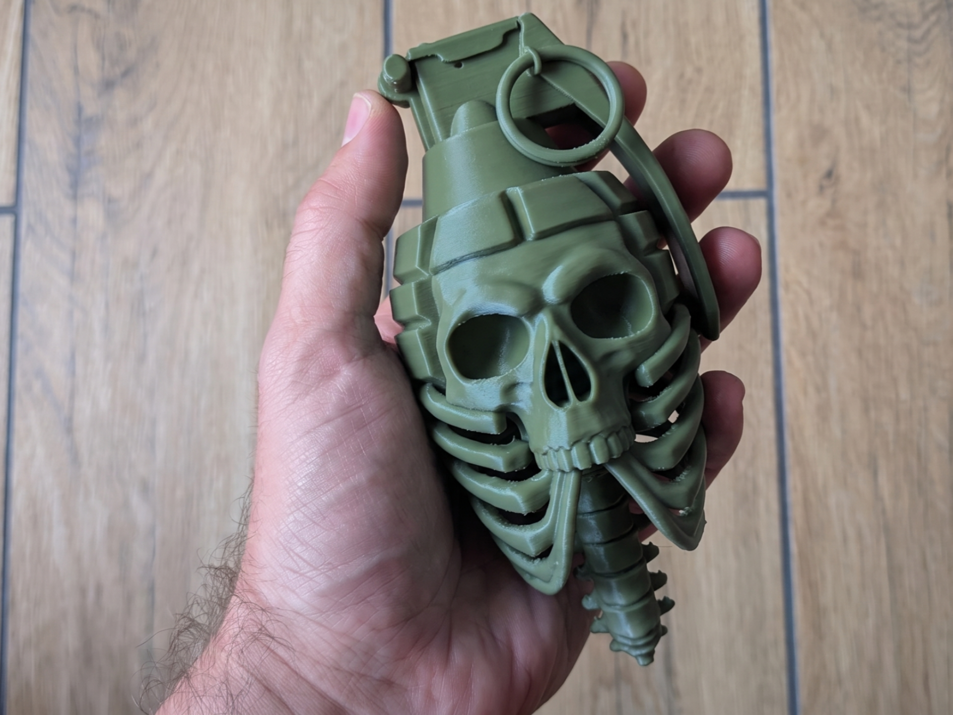 Skull Grenade - Tactical Prop & Cosplay Accessory