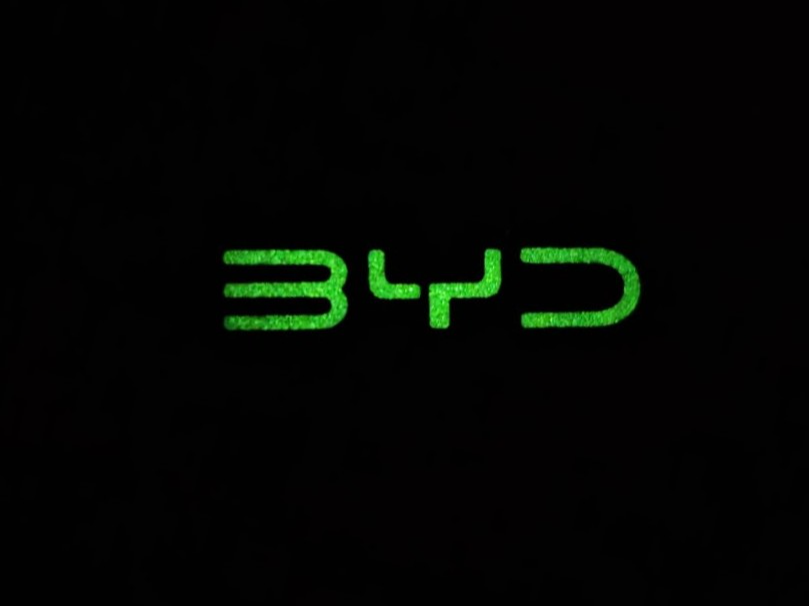 Porta Chaves BYD Fluorescente - Luminoso
