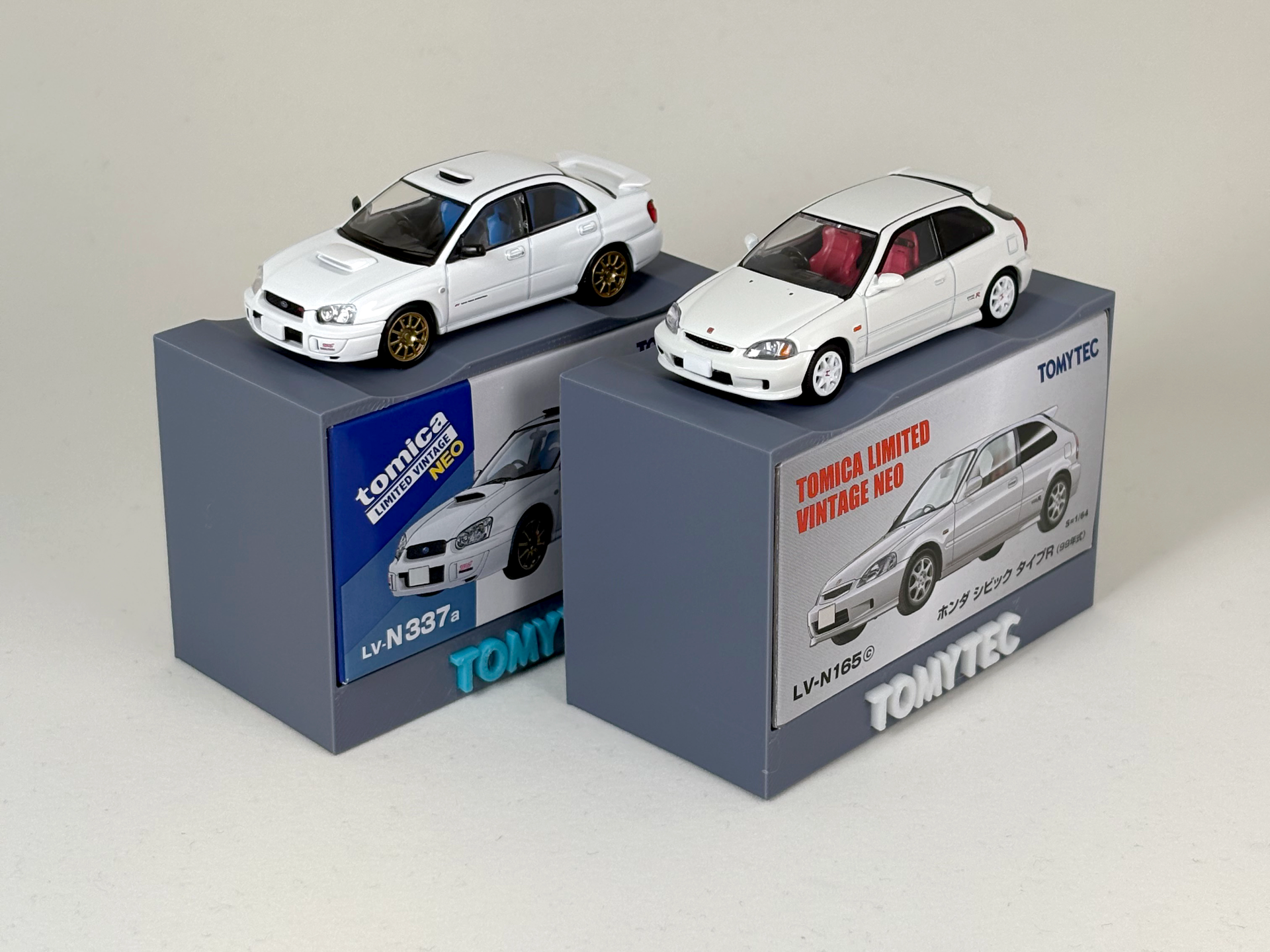 Tomica Box Display & Car Stand (TLV / TOMYTEC)