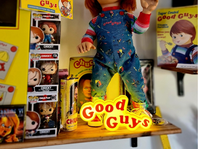 Good Guys lightbox