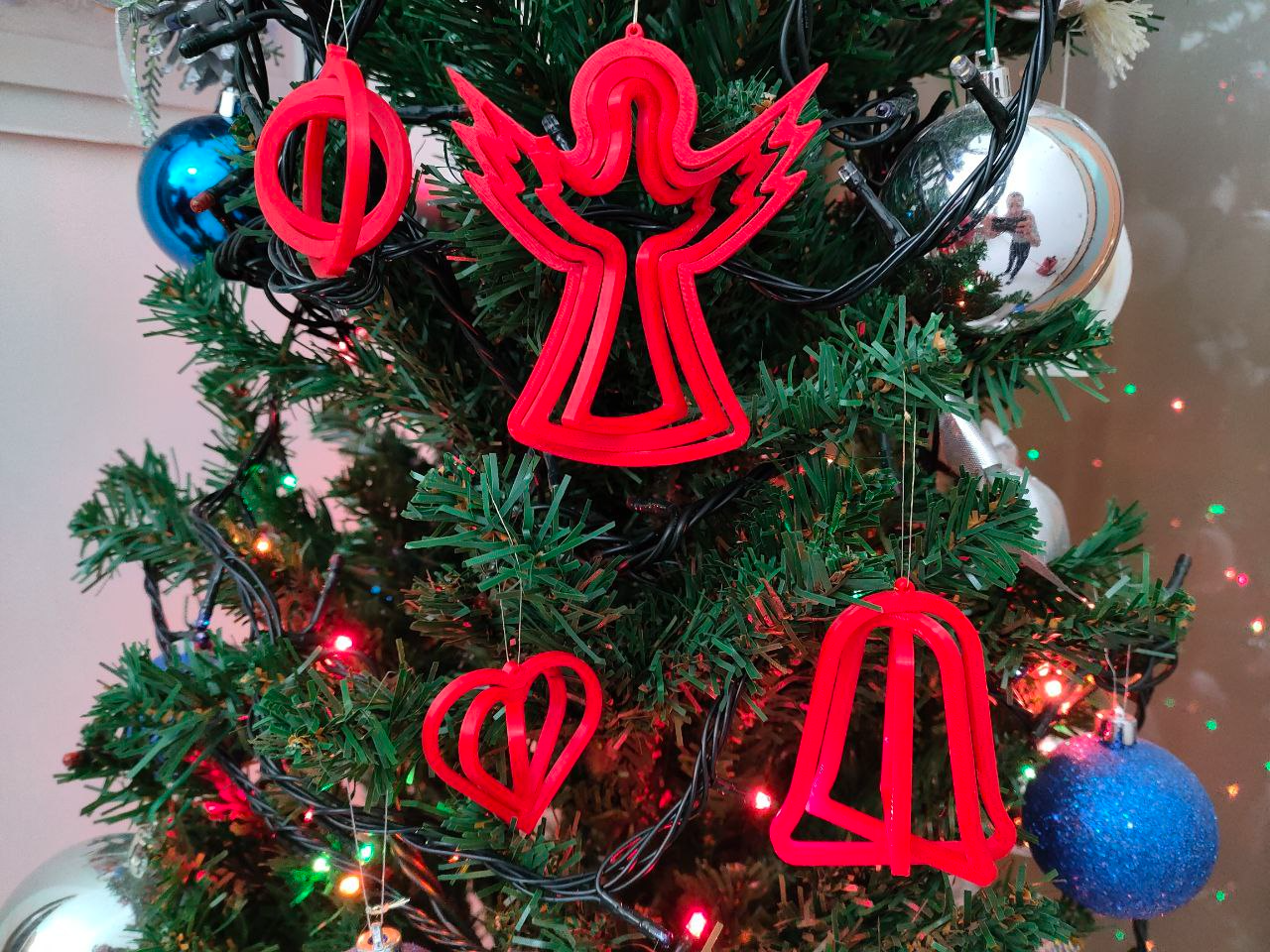 Christmas tree decorations