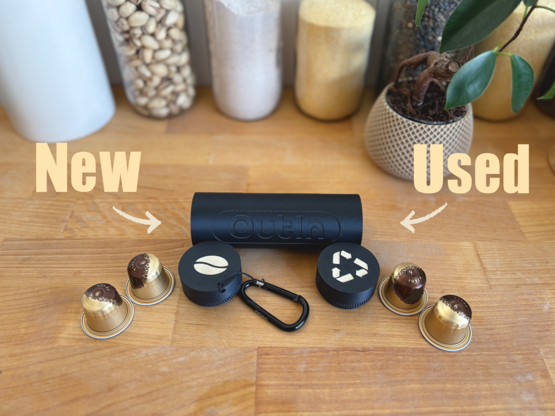 Boîte à capsules avec compartiment de recyclage