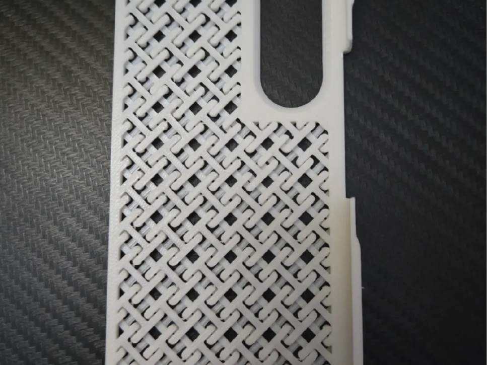 Samsung fold 6 Chainmail case