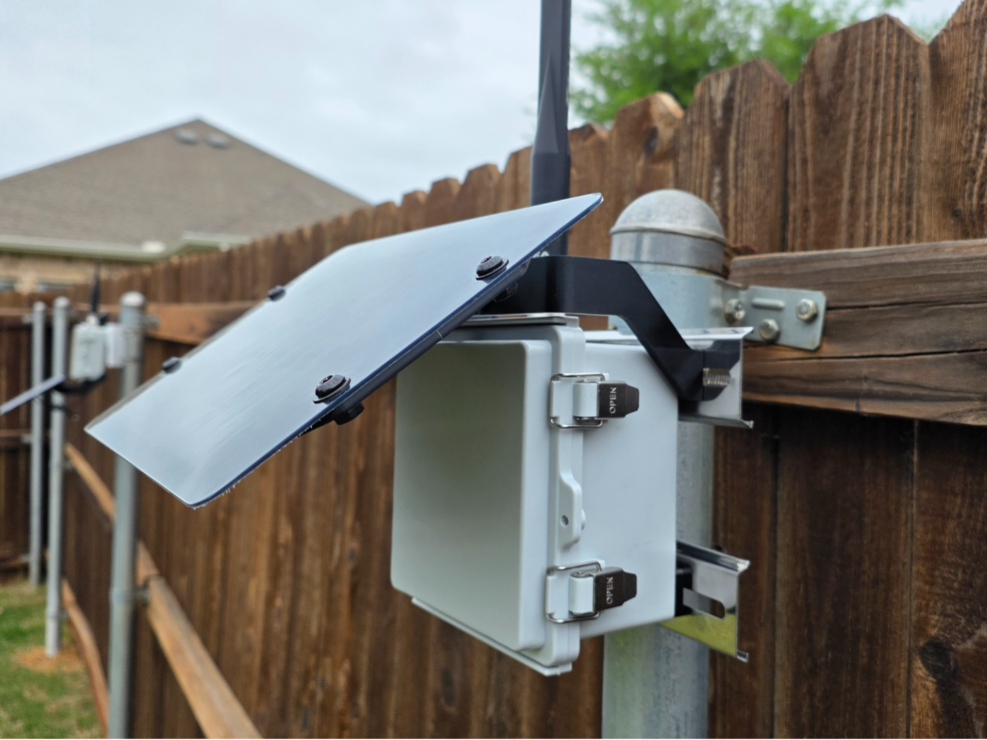 Meshtastic / MeshCore Solar Panel Bracket & Mount