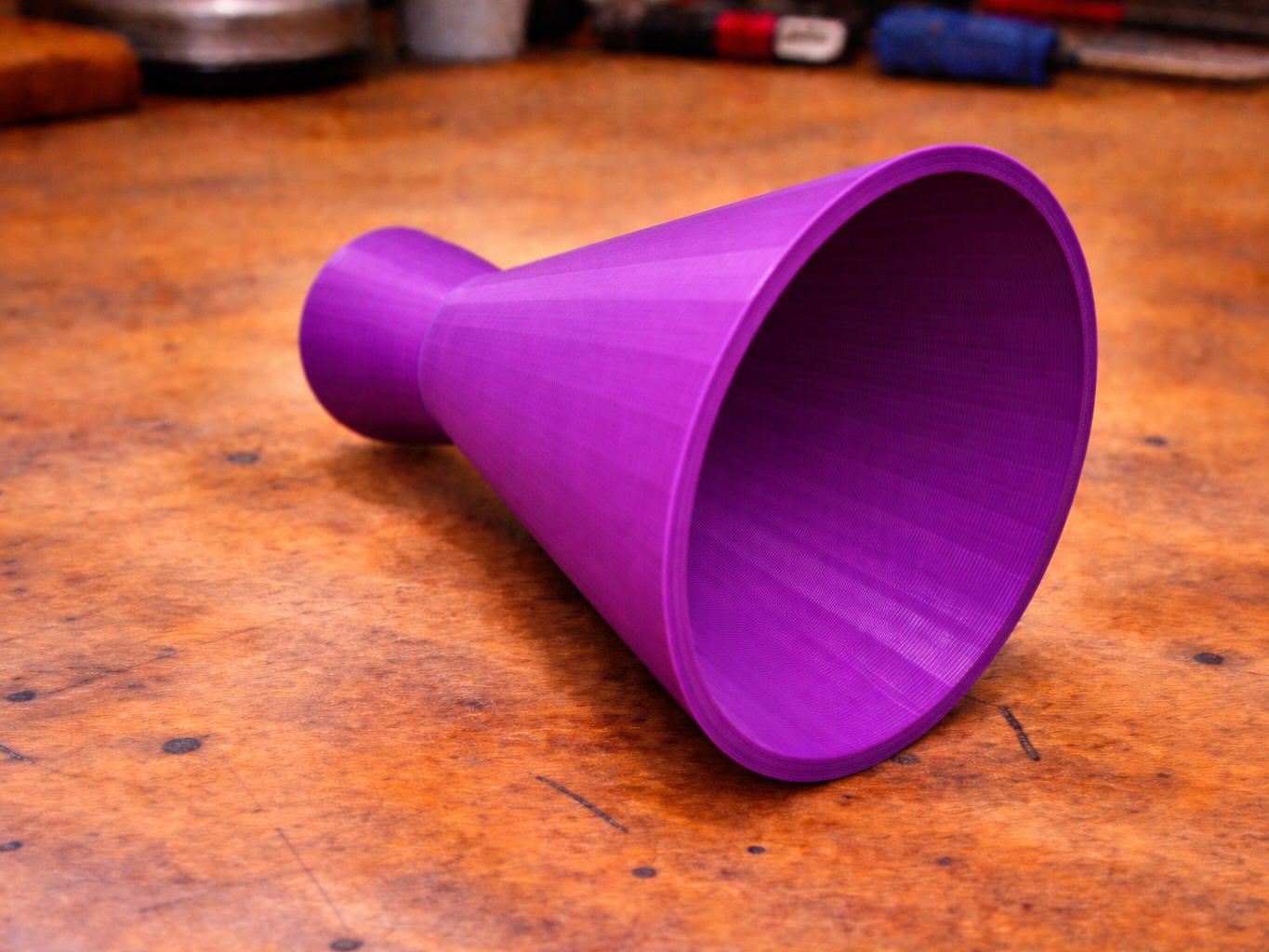 Innovative Ultra Reverberation Megaphone