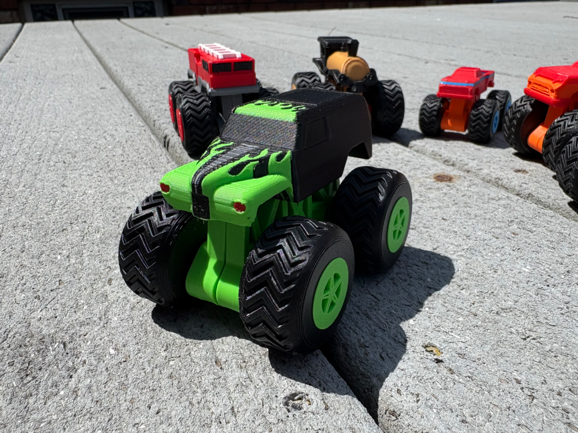 Monster Truck Toy - GRAVE DIGGER Style