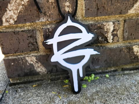 Clozee Pendant