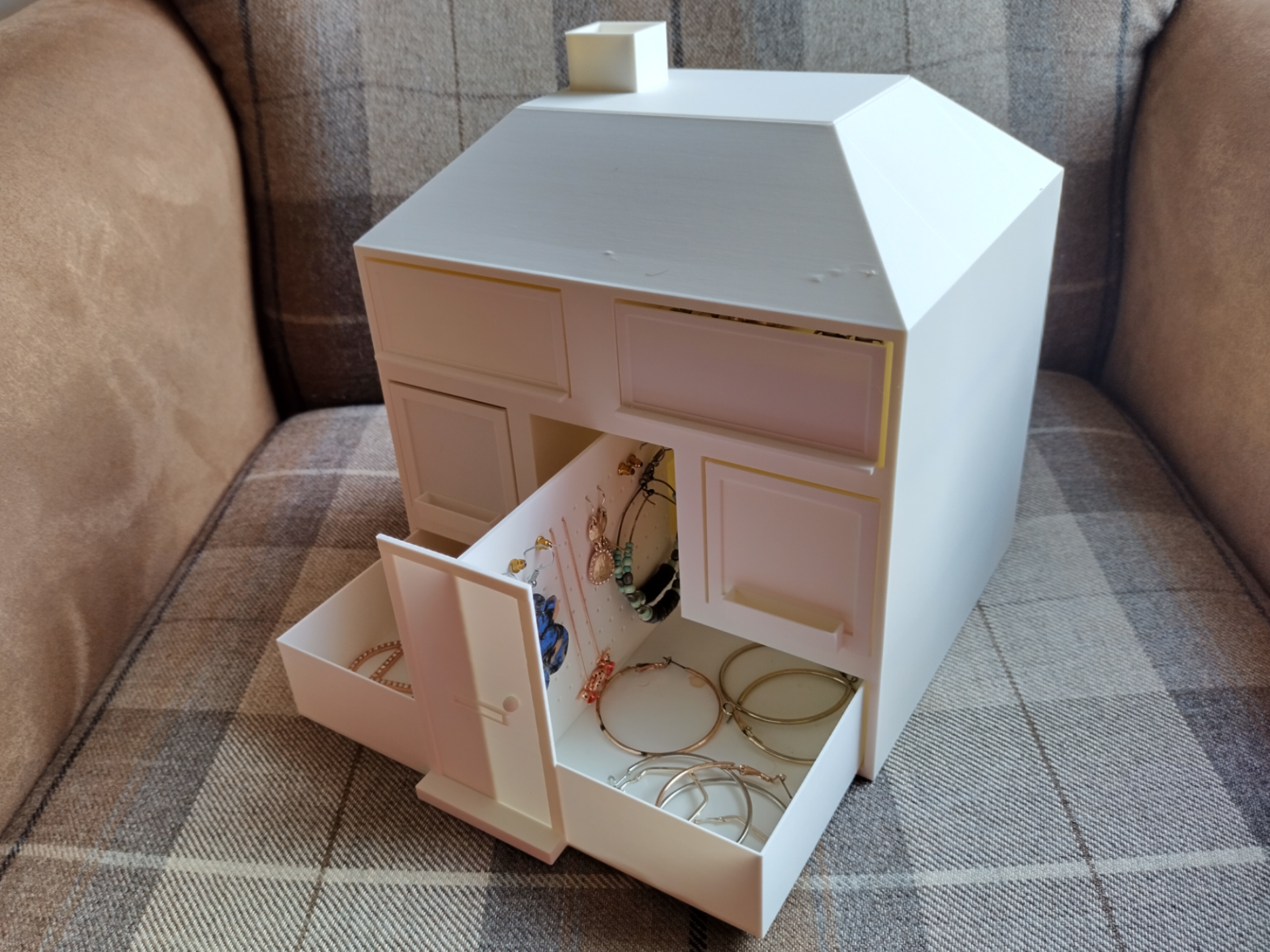House Jewellery Box