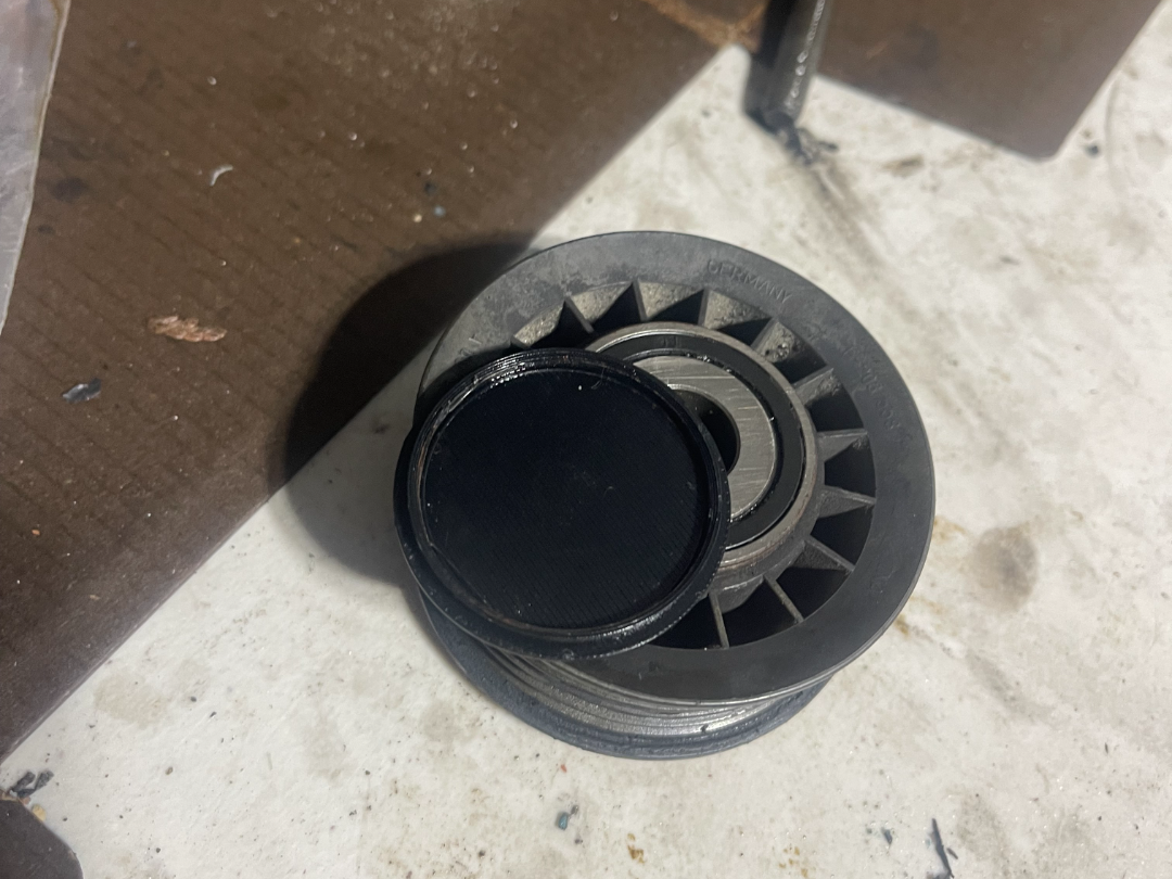 Mercedes M104 idler pulley dust cap