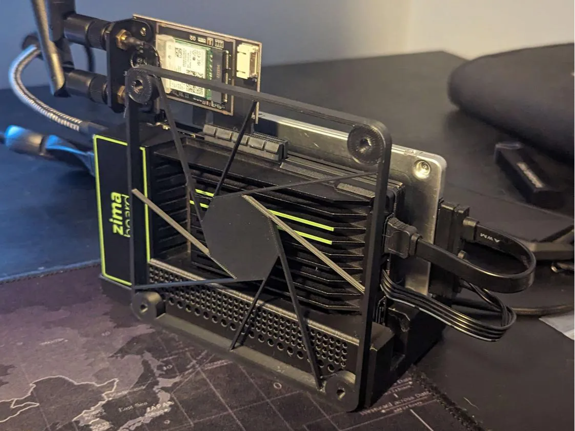 ZimaBoard Dual Drive with Active Cooling