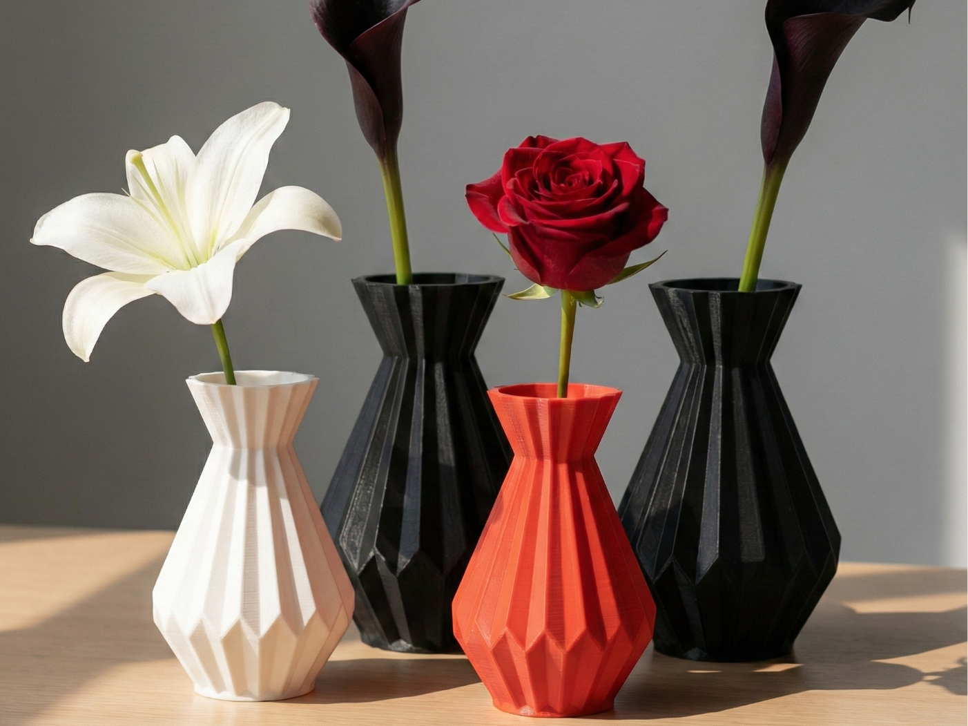"KAMI" - Minimalistic Origami Vase