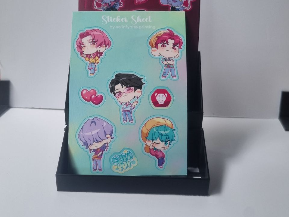 4inch sticker display