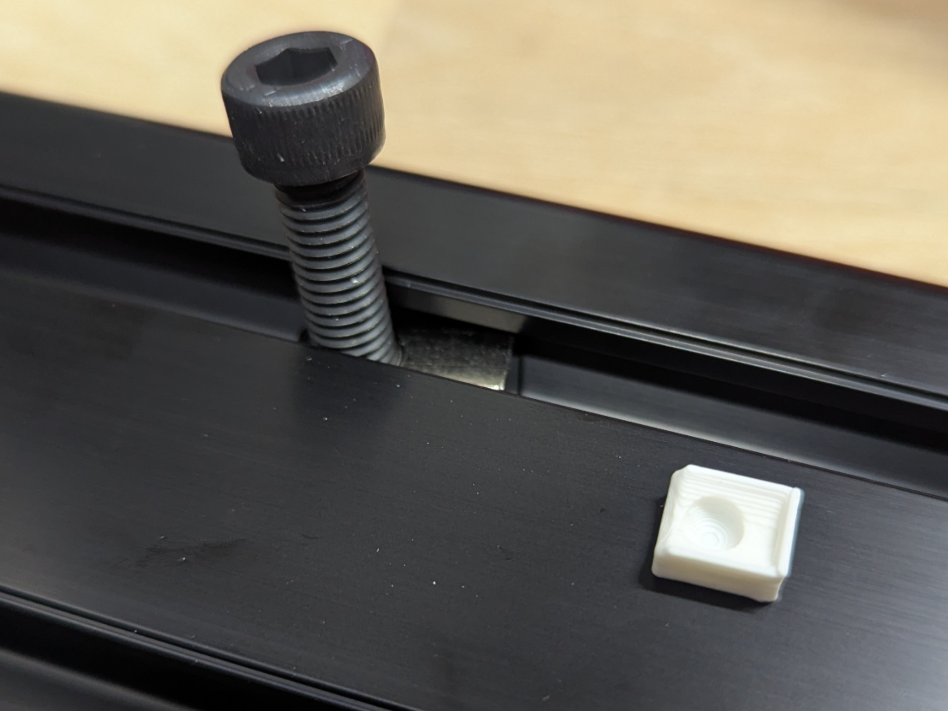 4040 Extrusion - Drop In T-Nut Backer