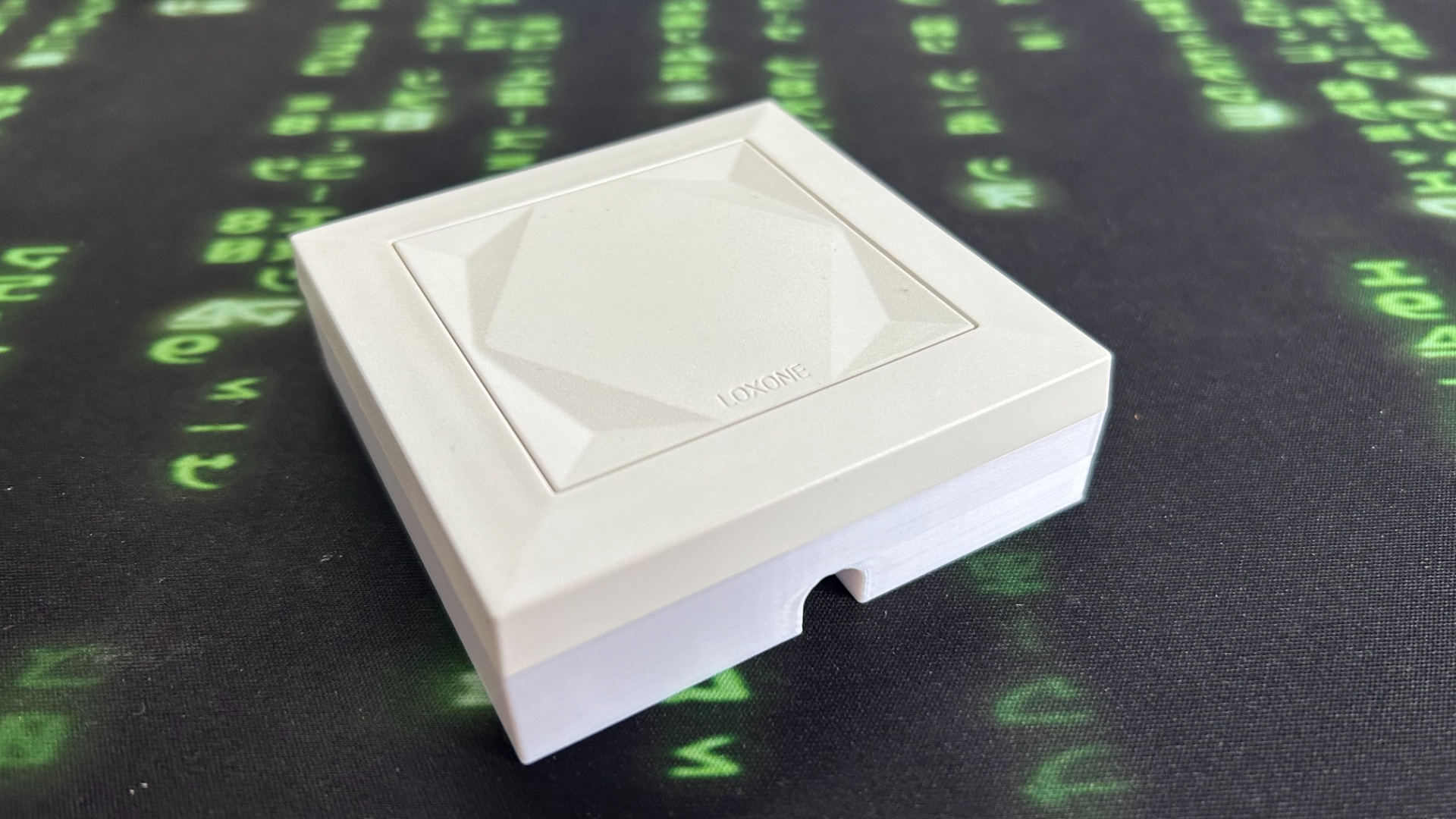 Loxone Touch Tree Raiser 15mm