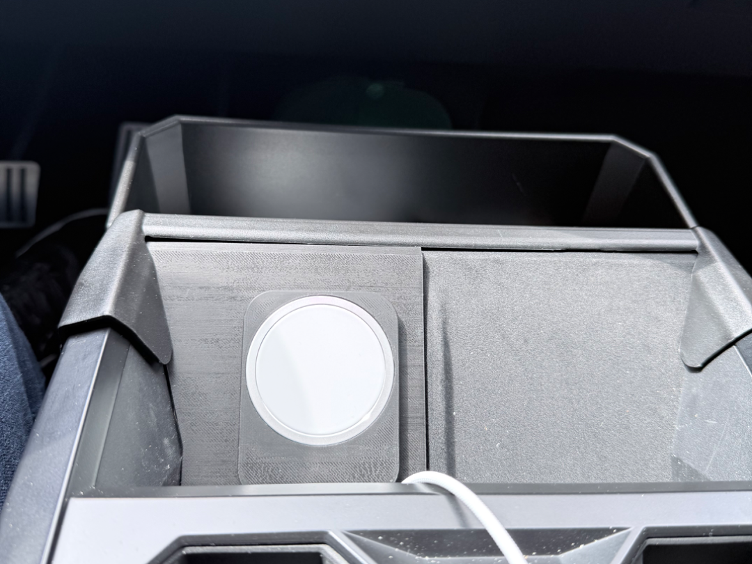 Cybertruck Magsafe Charger