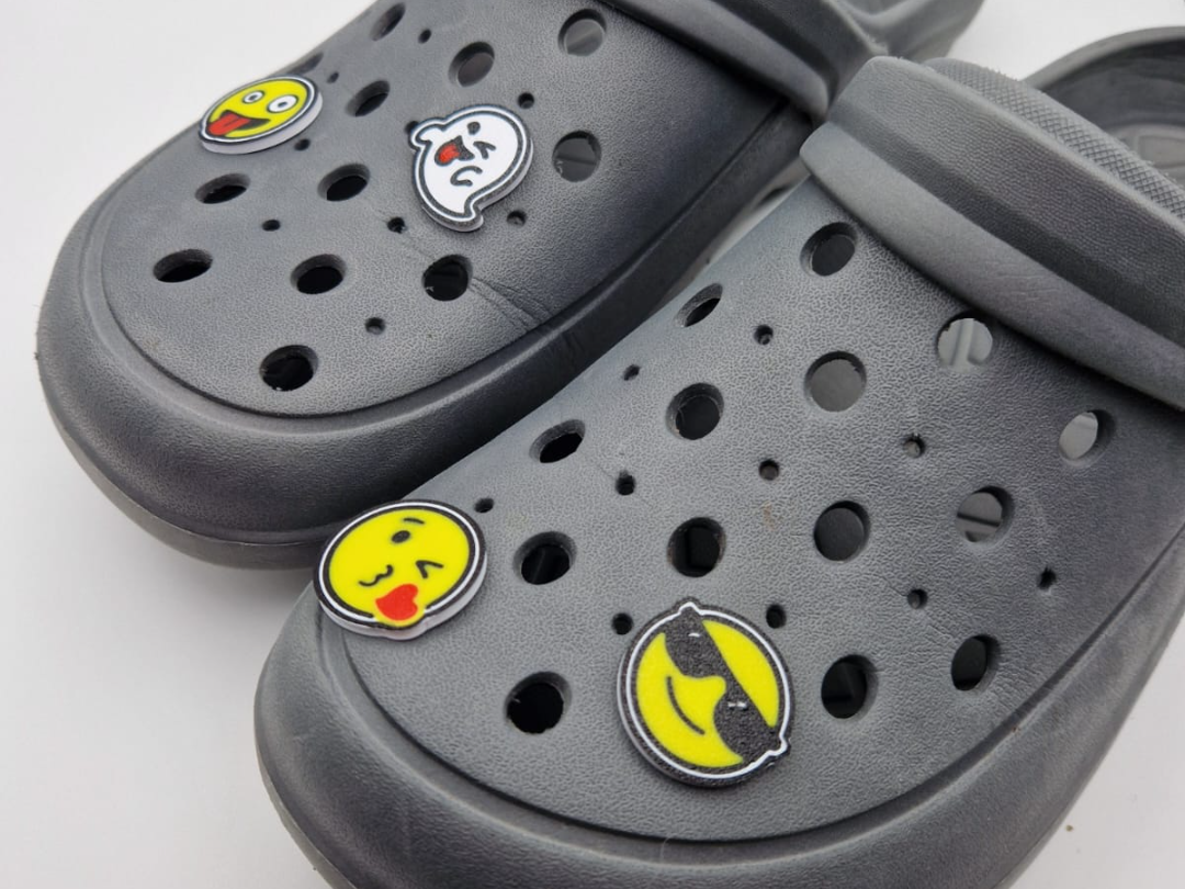 Emoji Shoe Charm Generator